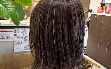 派手すぎないハイライトカラー