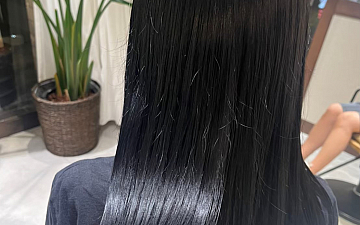 梅雨のお悩みに!サラサラ縮毛矯正